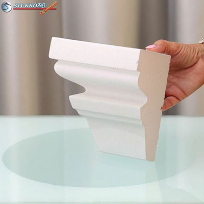 Homlokzat stukkó Körmend 163 bal oldali véglezárás Homlokzat stukkó Körmend 163 bal oldali véglezárás